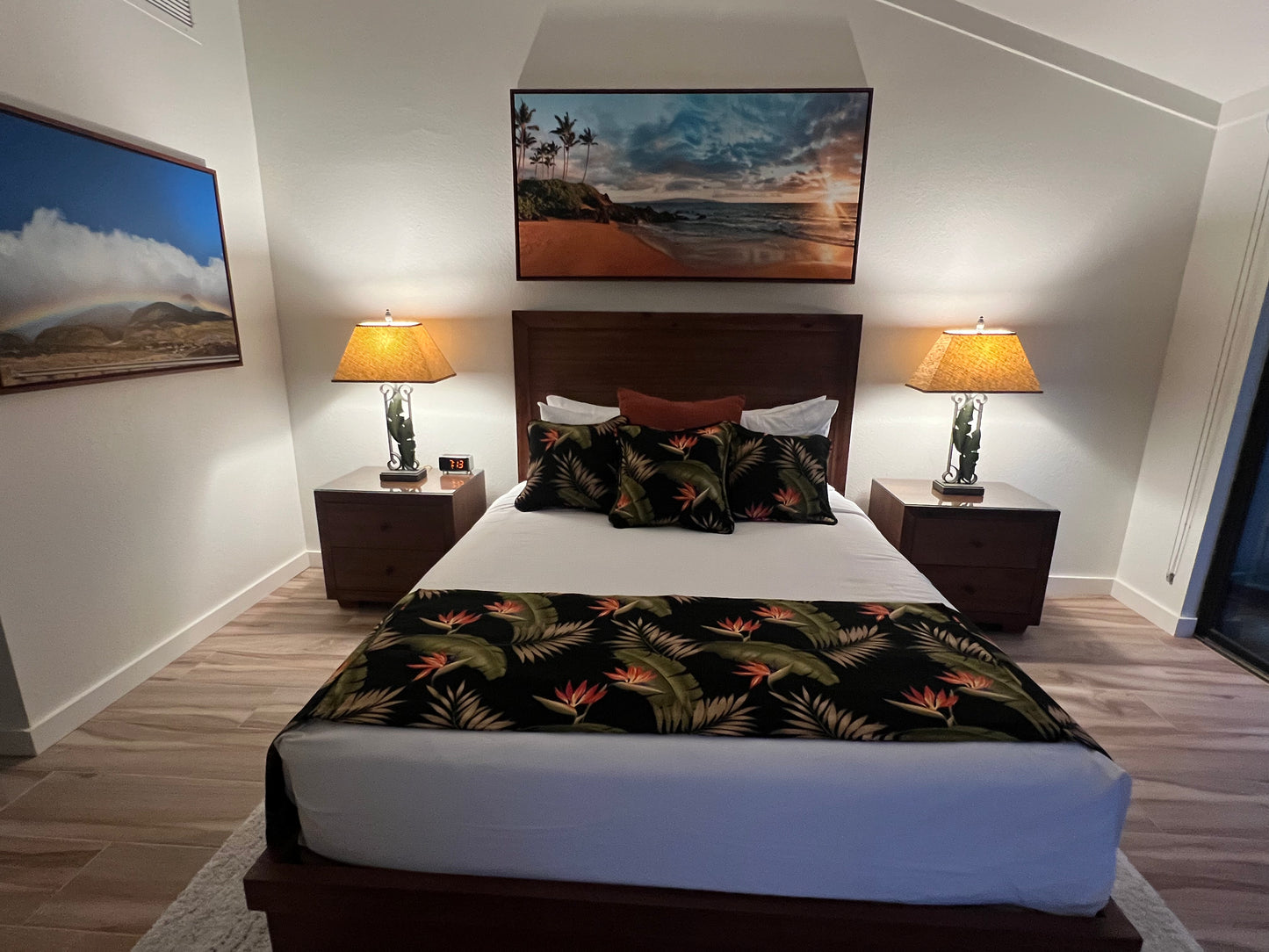 Black Lani Hawaiian Barkcloth Pillowcase